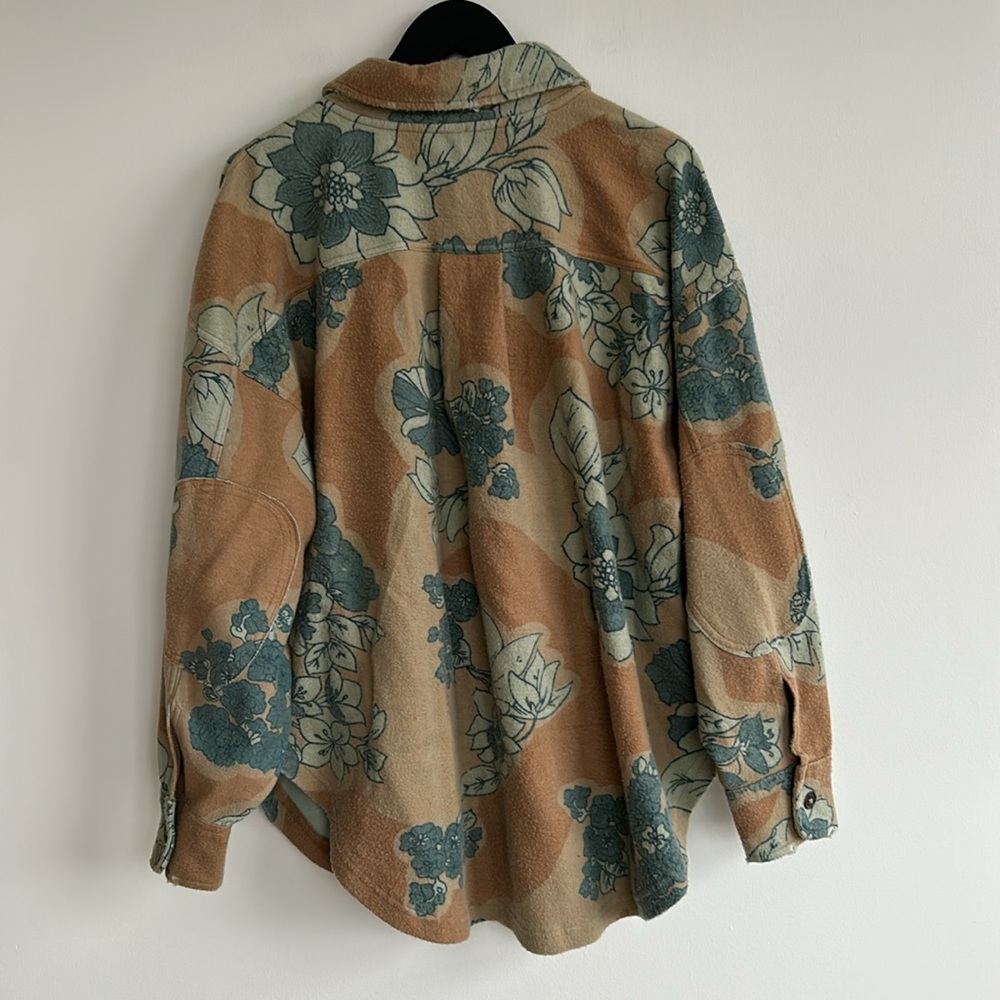 Ruby Button Down Oversized Jacket - Picture 3 of 4